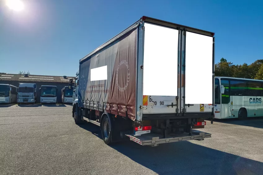 Renault Renault Premium  320 DXI 